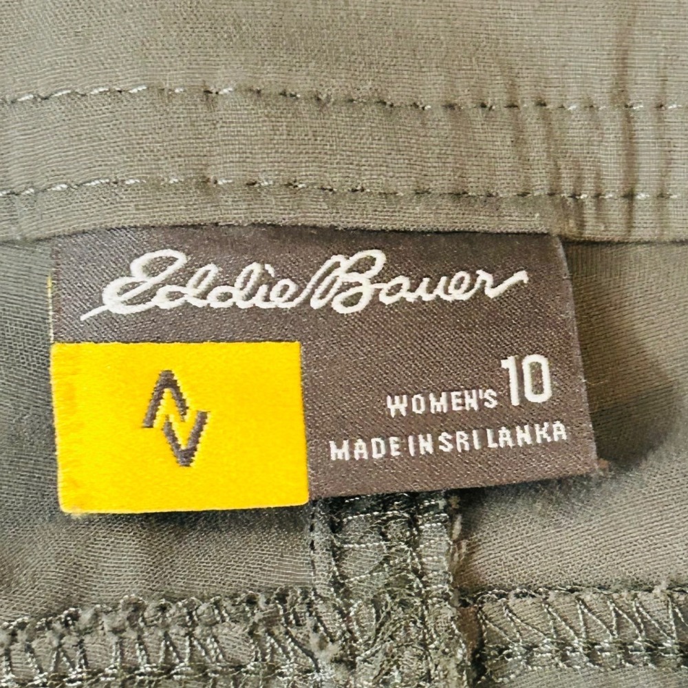 Eddie Bauer First Ascent Womens Hiking Shorts Sage Stretch Zip Pocket Size 10 - Picture 3 of 6